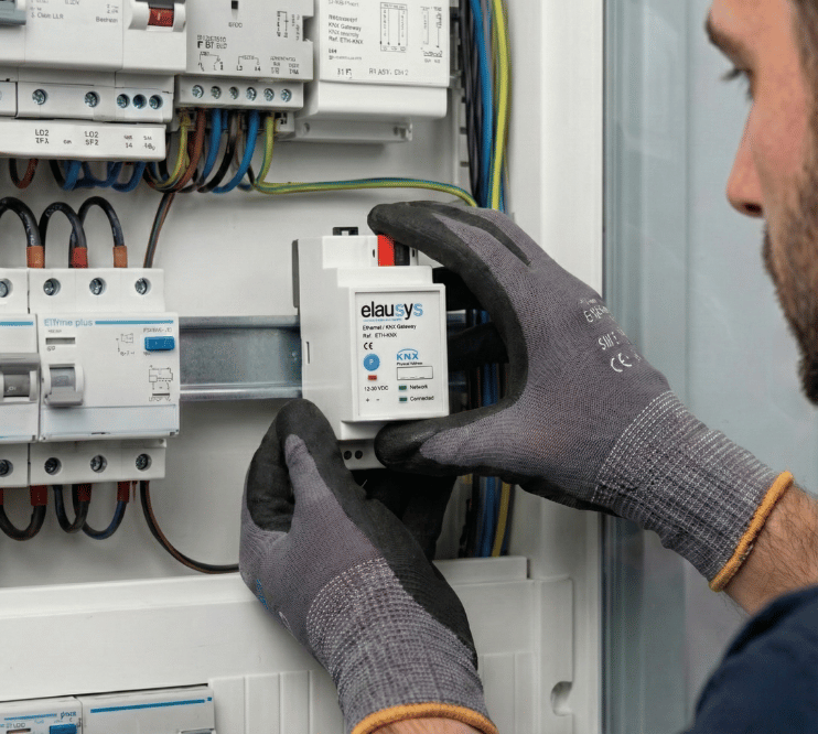 Simple plug-and-play installation